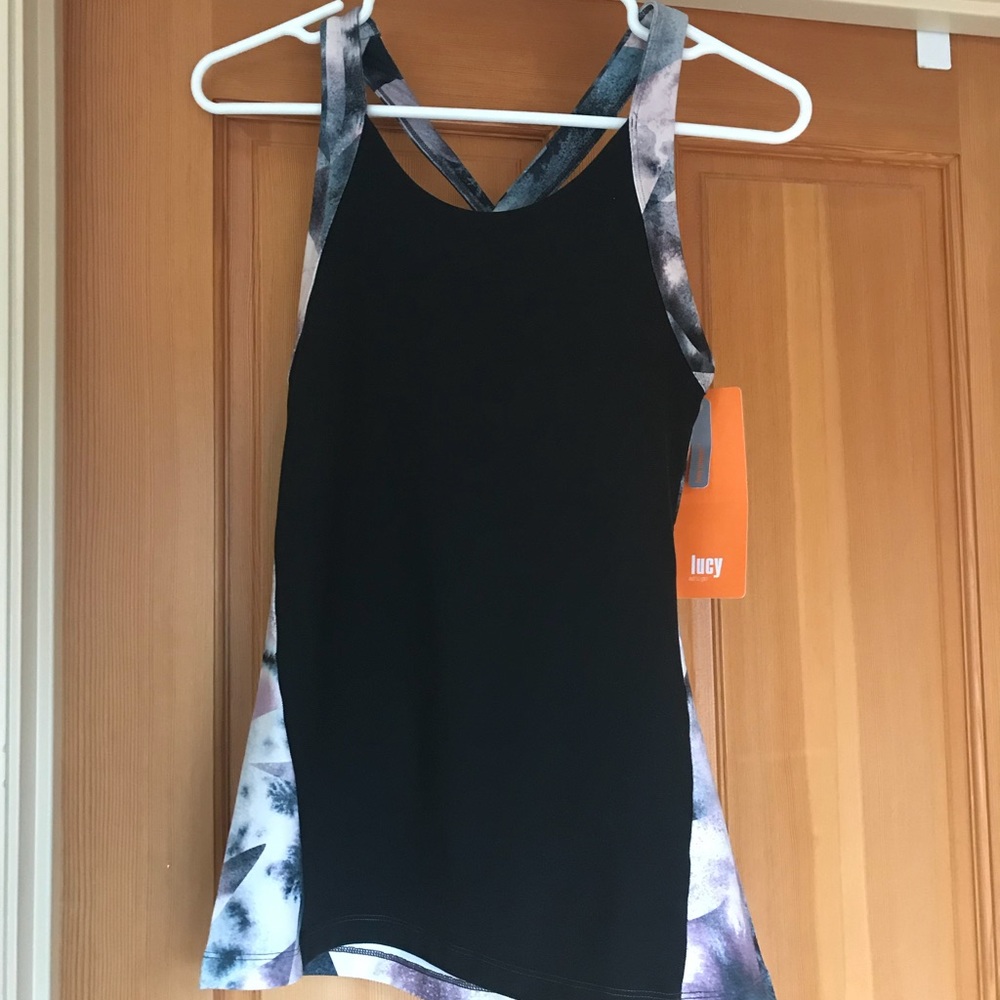 Lucy workout top